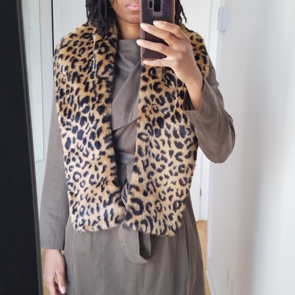 Leopard Faux Fur Scarf